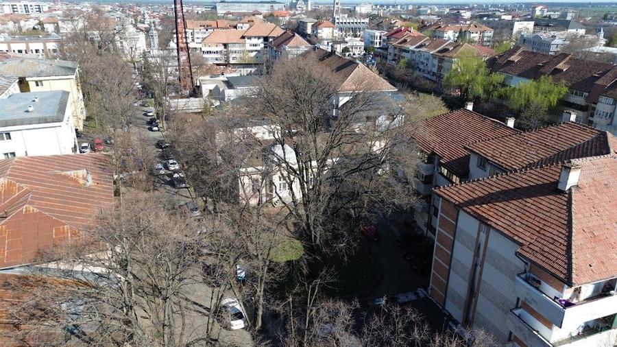 Teren 872 mp +cladire 328 mp, ULTRACENTRAL str Simion Barnutiu - 10