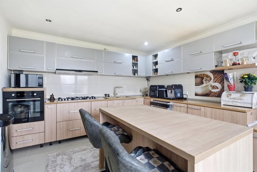 Casă spațioasă P+1 | 4 dormitoare | garaj dublu | teren 742 mp | Lumina - 3