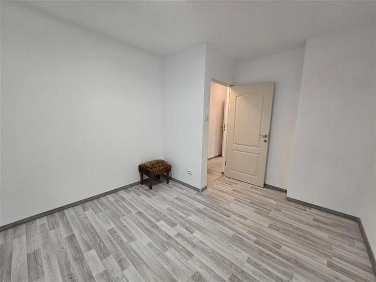 3 CAM ET1/3 MOB/UTI CENTRALA PROPRIE SECT1 BUCURESTII NOI PAJURA  METROU JIULUI - 16