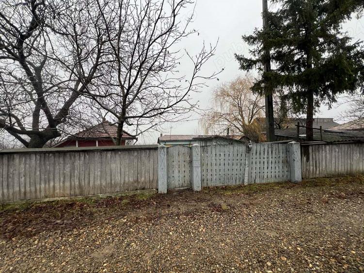 Teren cu casa batraneasca - 9