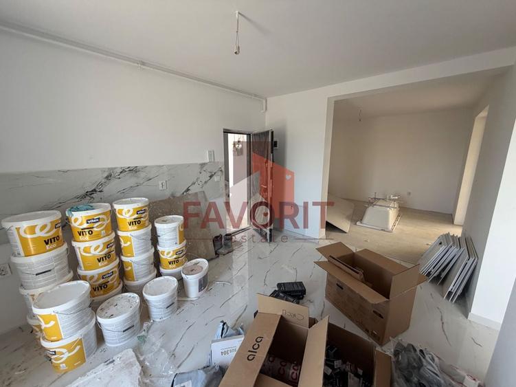 Bloc Nou. Terasa generoasa. Disponibil imediat. - 2