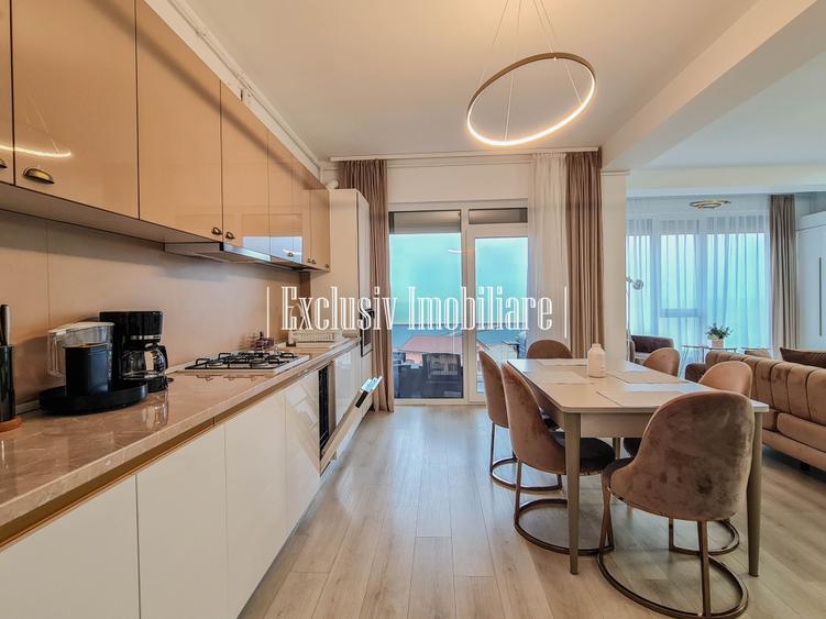 UNICAT -- Vedere la Mare -- Apartament Remarcabil cu 2 Terase si Parcare Privata - 5
