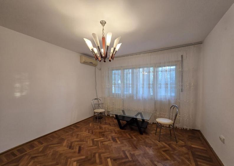 Apartament 3 camere, Nord Complexul Mare, etaj 1 - 15