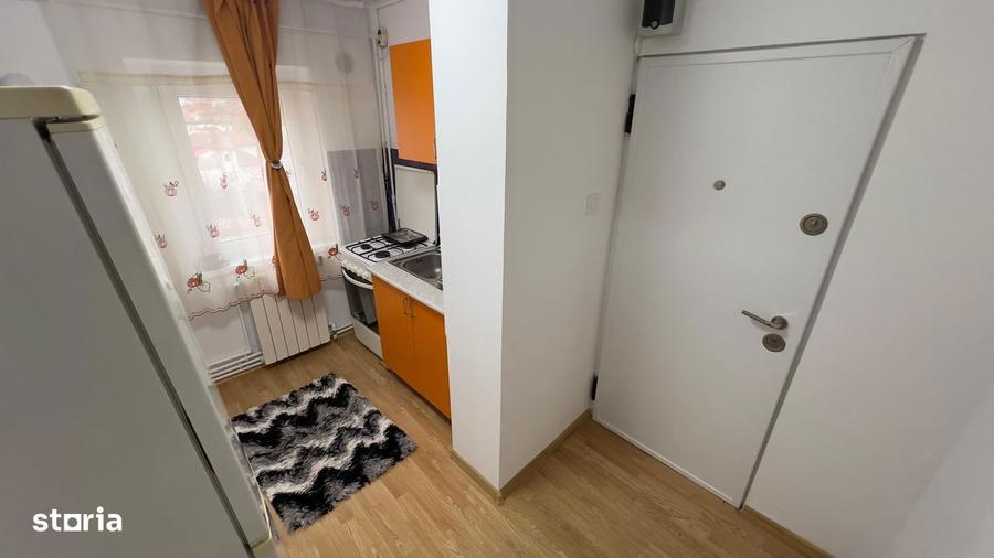 Garsoniera chirie Petrosani Nord - 9