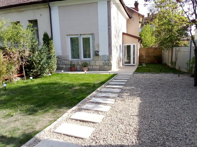 2 cam., Parc central - prima inchiriere, locuit/firma, curte&parcare  - 2