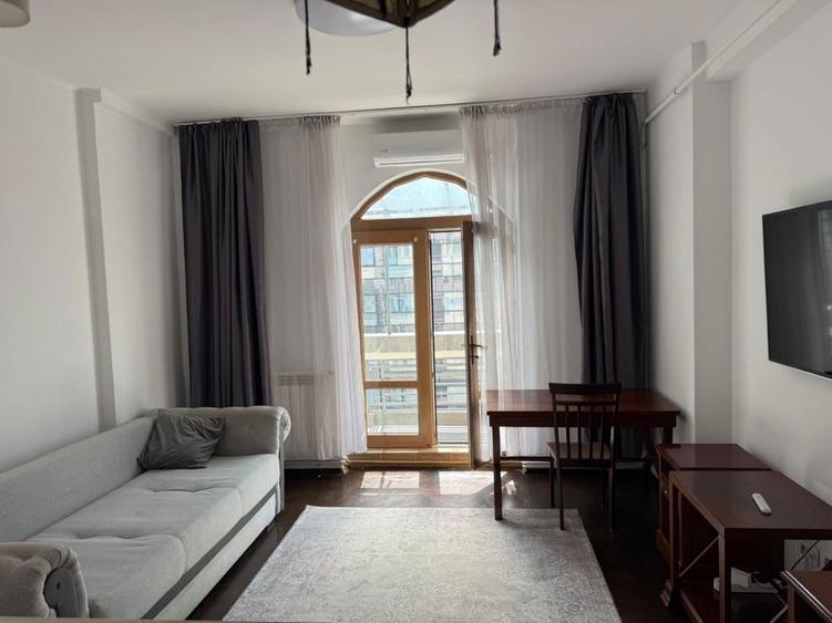 Inchiriez apartament 2 camere calea victoriei ultracentral 58 mp - 1