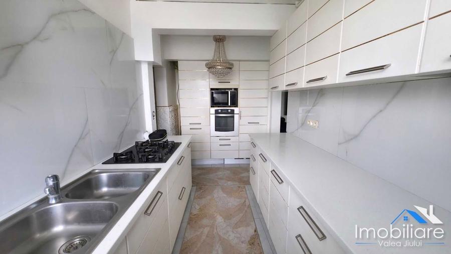 Apartament 3 camere - Vulcan | Str. Nicolae Titulescu - 2