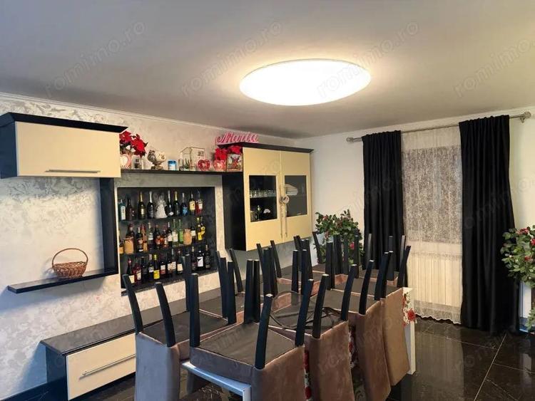 Casa 240 mp utili, 5000 mp teren + afacere la cheie, restaurant, piscina, CELARU - 16