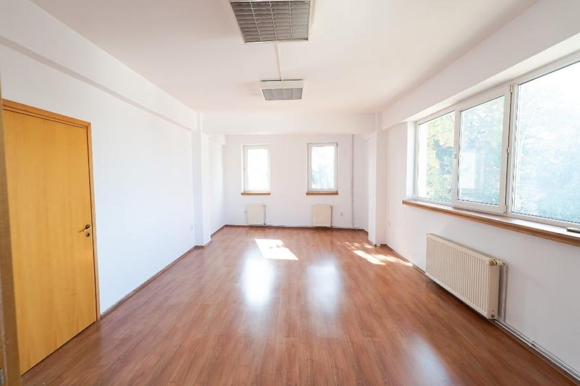 Spațiu Premium Luminos (160 mp) – Etaj 1 | Scară Privată | Birouri | Central - 15