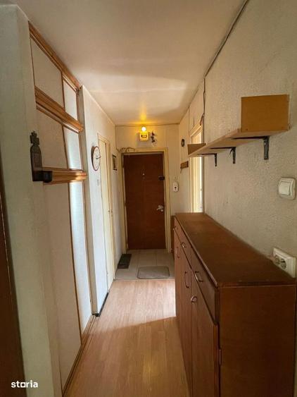 Vand apartament 2 camere zona Lidl, etaj 1 pe Vest + loc parcare - 2