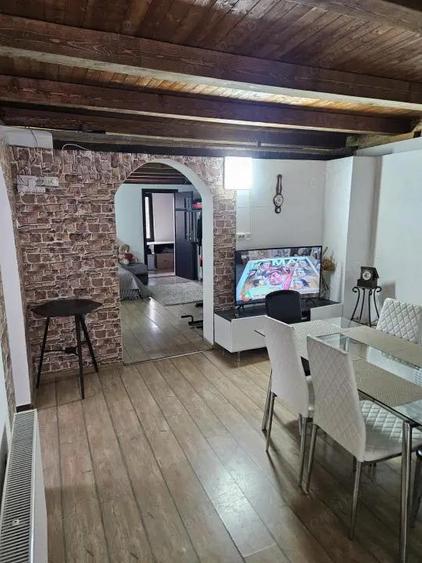 Casa 90 mp, teren 199 mp, zona Centru Vechi - 11
