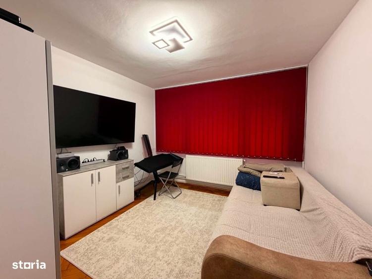 Apartament cu 2 camere semidecomandat în Aleea Carpați