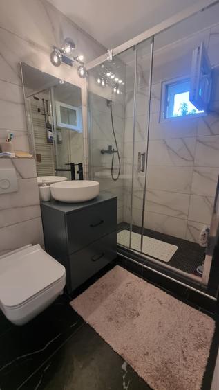 Apartament 4 camere, centrală proprie, parcare, 5 min metrou Apărătorii Patriei - 3
