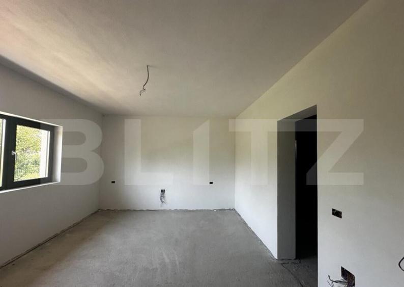 Casa plan parter, zona Narciselor 2 - 9