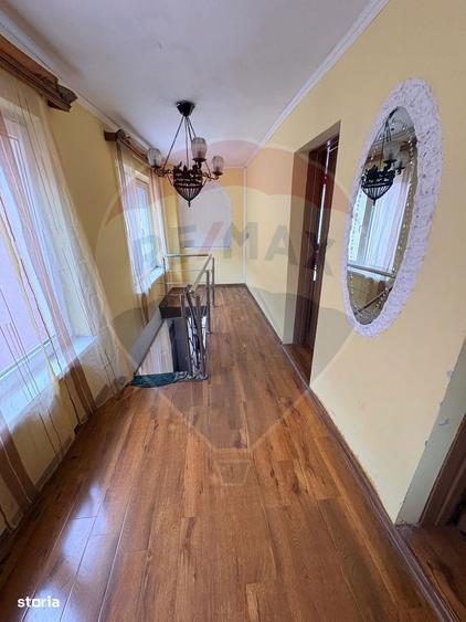 Casa cu curte generoasa ?i multiple posibilita?i zona Mo?nei - 4