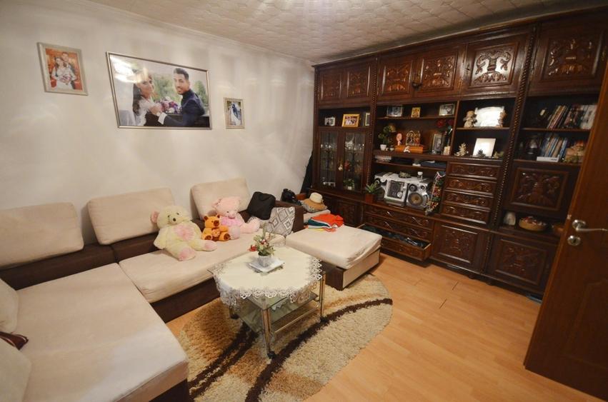 Casa din caramida, Parter + Pod - Dobroesti - 3