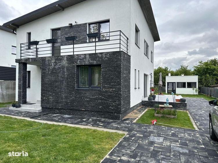 Casa cu 5 camere, in zona linistita langa padure - 1