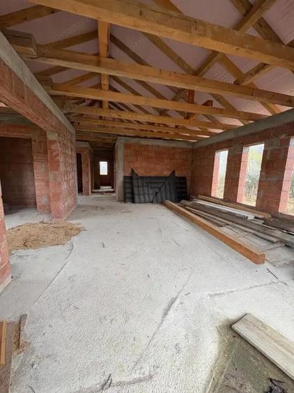 Casa parter stil mediteranean, 115 mp utili + teren 470 mp, demisol 30 mp - 2