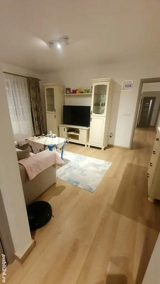 Vand apartament 4 camere in Moine?ti - 8