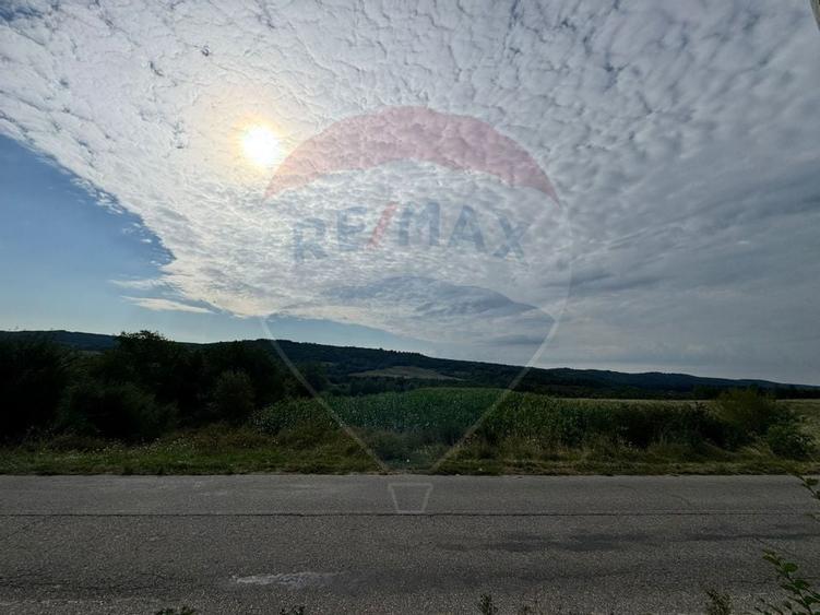 Teren spectaculos de vanzare in Draghici - 1