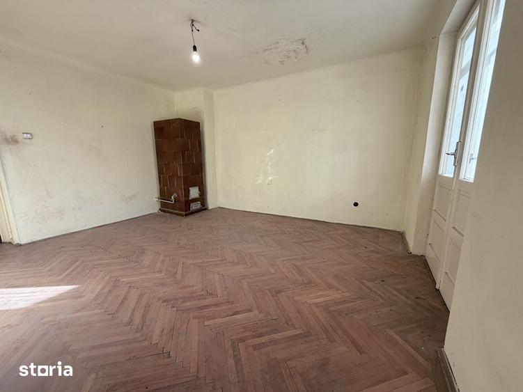 Apartament cu 2 camere decomandat în Piața Armatei