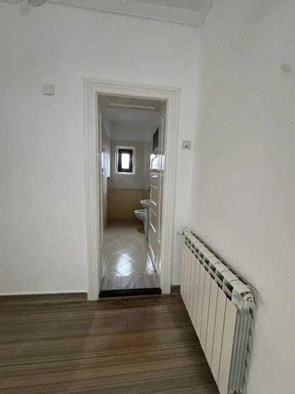 Casa ultracentrala cu curte ?i garaj | Confort premium in inima Oradiei - 3