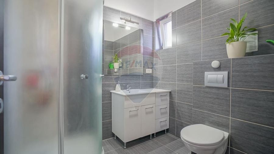 Apartament spatios, terasa proprie, Tractorul, Brasov - 10