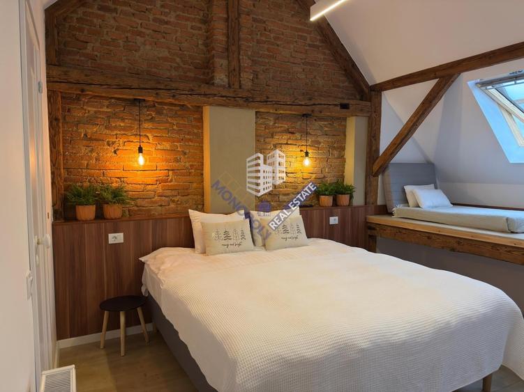 Garsonieră modernă de închiriat – Centrul Vechi Brașov, mansardă - 1