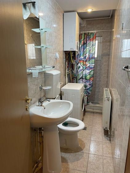 Inchiriez garsoniera - 5