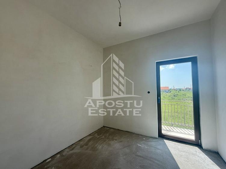 Triplex la gri, teren 284mp, pompe caldura, zona Plopi - 3