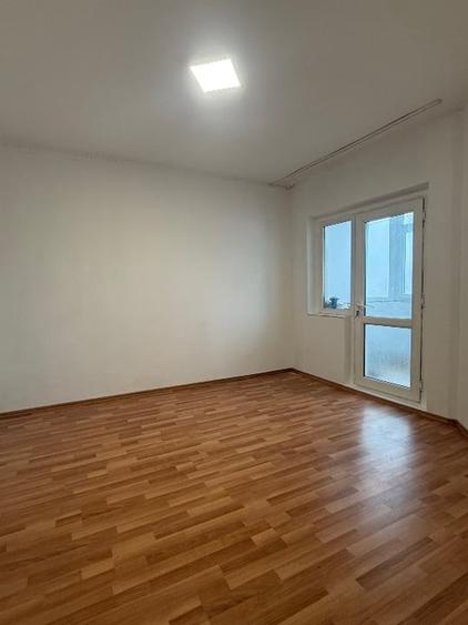 Apartament 2 camere etaj 1 decomandat - 4