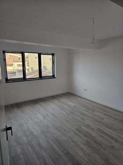 APARTAMENT RECENT RENOVAT METROU ZONA BRANCOVEANU - 5