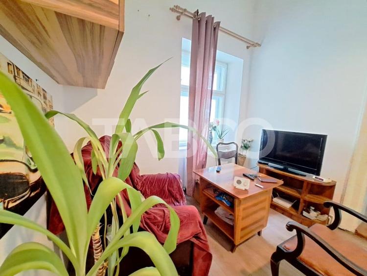 Apartament cu 2 camere - luminos si spatios - etaj 1 - Piata Schiller - 8