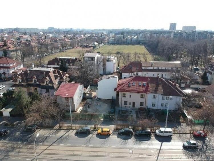 Domenii( Ion Mihalache) stradal, ideal constructie clinica ,birouri,comercial - 1