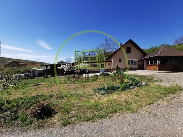 Teren intravilan si extravilan cu anexa gospodareasca amenajata, cu utilitati - 1