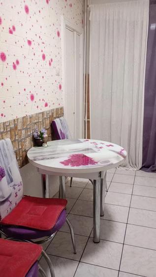 Inchiriez apartament ultracentral cu 2 camere - 2