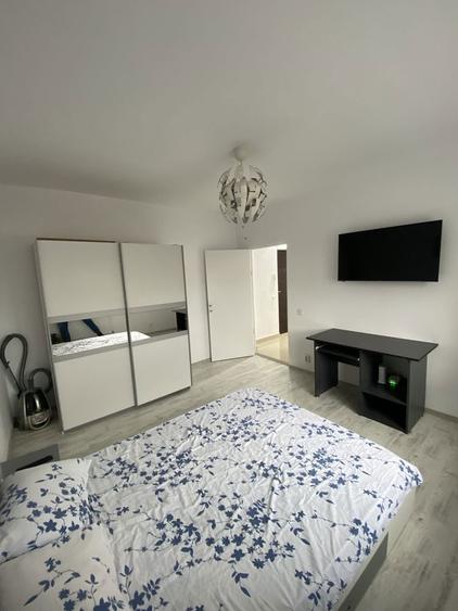 Inchiriez garsoniera Brazda - 3