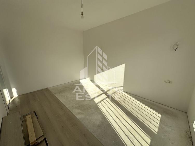 Duplex cu 5 camere si 2 bai, despartit prin camera tehnica in Ghiroda. - 18