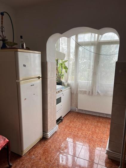 Apartament 2 camere decomandat, et 3/4 incadrat, incalzire pe gaze - 7