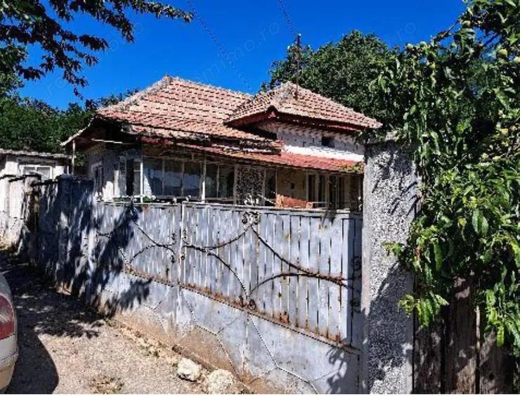 cota de 1/2 teren si cota de 1/4 casa Loc Dragasani, Jud Valcea - 3