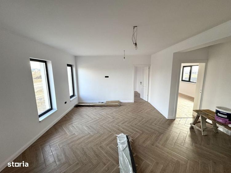 4 camere! 2 BAI! Incalz in pard! Casa Valea Ursului - Vorovesti - 9