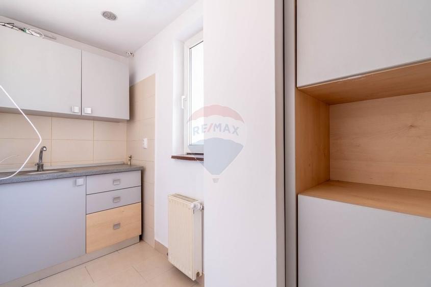 Casa cu 12 camere de inchiriat, Str. Traian - 13