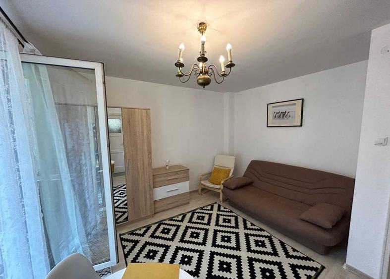 Garsoniera / 2 minute Metrou Unirii - 1