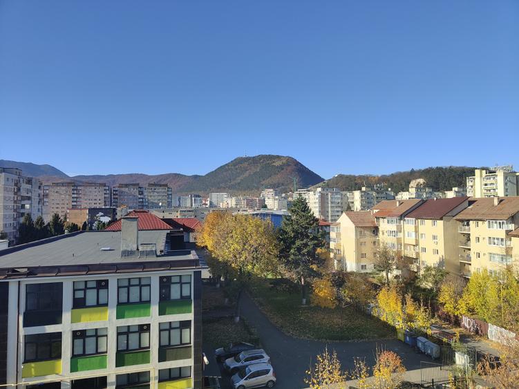 Ciucas--Spatiu birouri 260 mp compartimentat ,parcare ,liber - 3