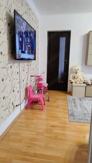 Vand apartament 3 camere in Nufarul Oradea - 9