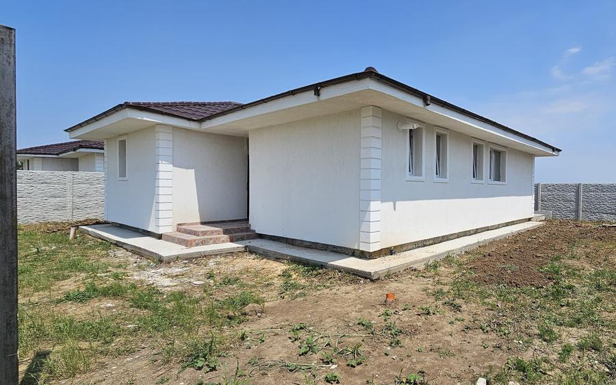 Casa 4 camere,gata de mutare,teren 370 mp/Com.Berceni - 2