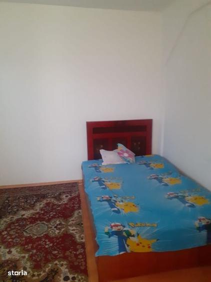 Casă cu 4 camere în Fetești-Gară