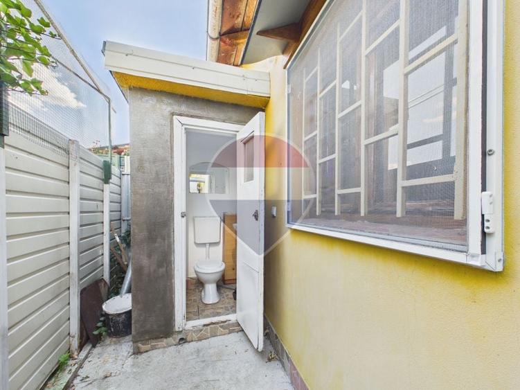 Casă individuală cu 3 camere cu Teren 414 Mp în Central
