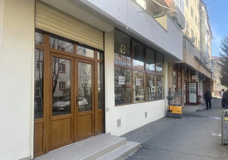 Spațiu comercial, de 102 mp, în Valea Aurie