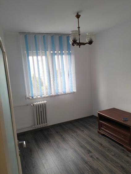 Apartament 2 camere confort 2 de inchiriat sector 4 - 4